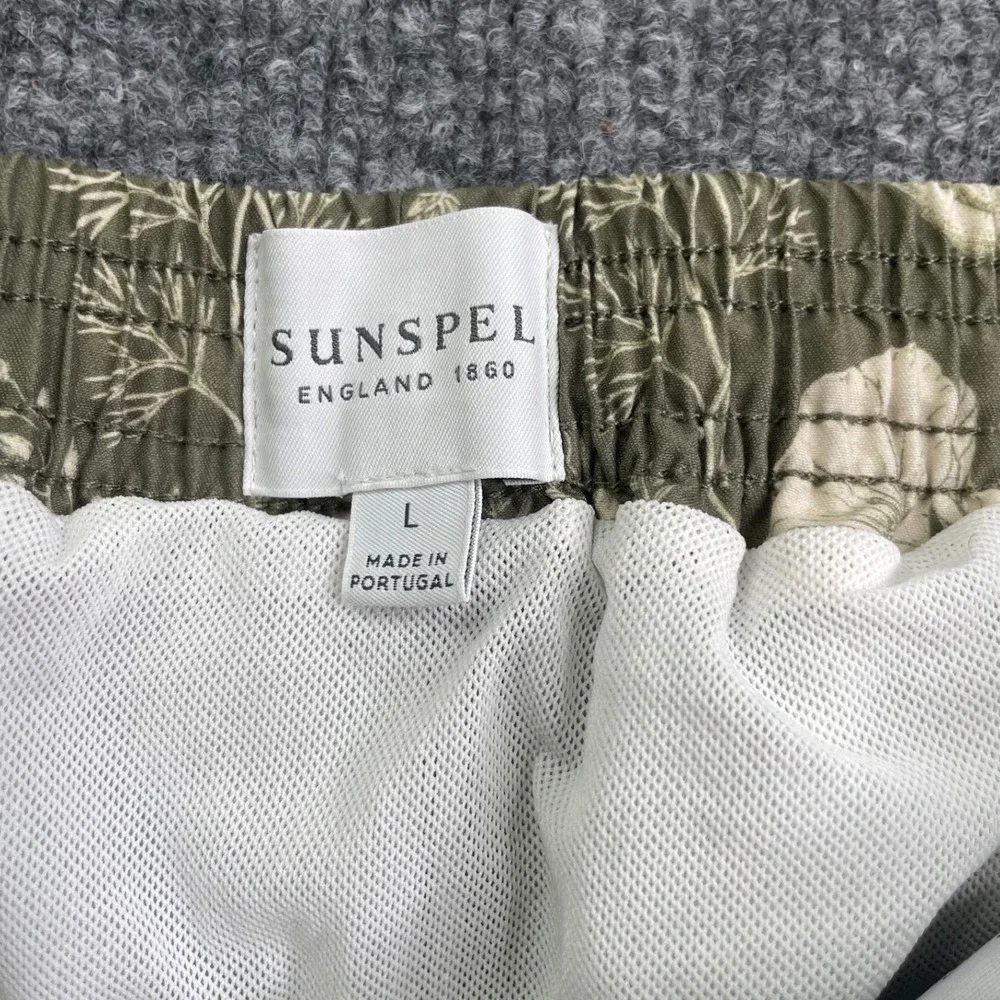 Sunspel Swim Shorts Mens Large Green Botanical Floral Print Recycled Trunk